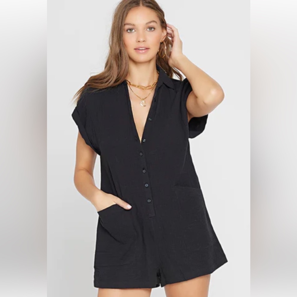 BNWT gauze romper